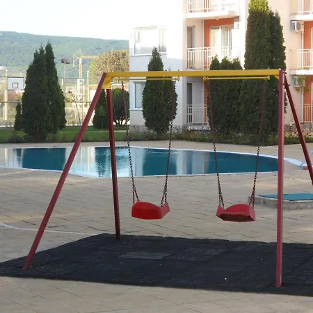 Nesseber Fort Club Private Apartman *